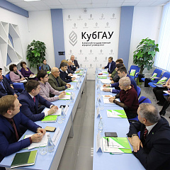 Укрепление связей с зарубежными коллегами
