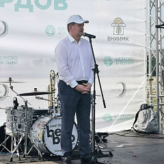 В поселке Новоберезанский Кореновского района прошёл «День поля гибридов и сортов подсолнечника, сортов сои»