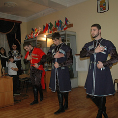 Студенты КубГАУ поздравили КИД с юбилеем