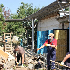 Помощь Крымску