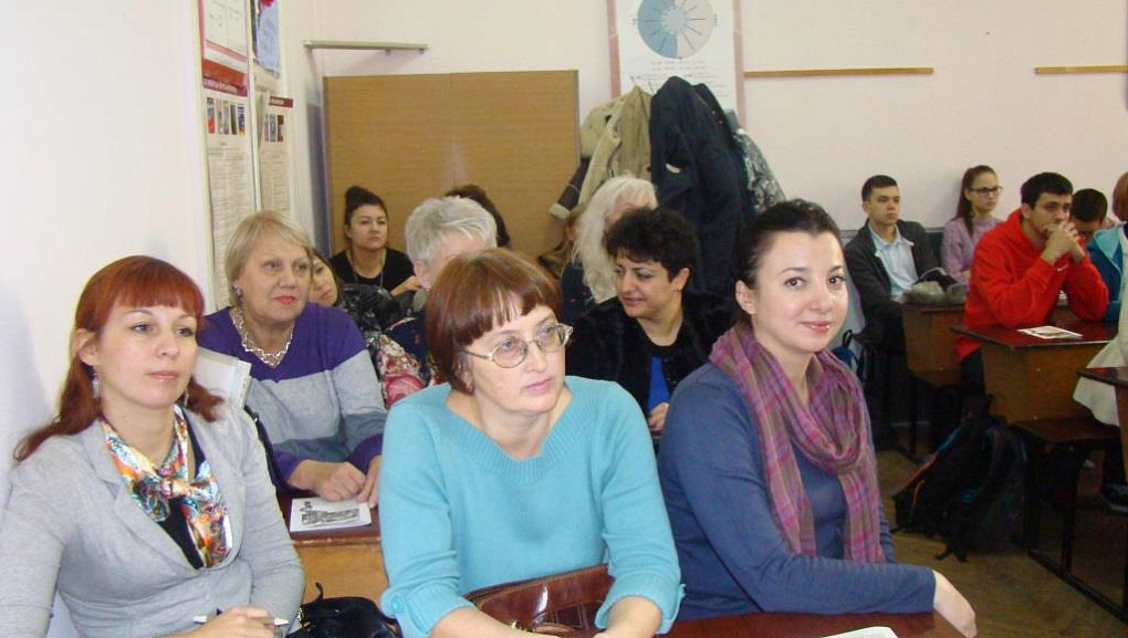 Рассказать о войне на английском…