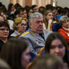 С праздником, мужчины!