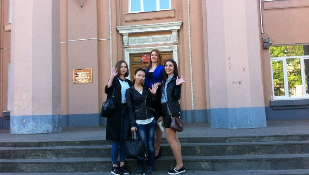 Наши волонтеры поучаствовали в финале фестиваля игры «Что? Где? Когда?»