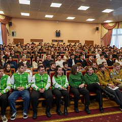 Лекция о мышлении и ответственности с советником главы ДНР Игорем Кимаковским