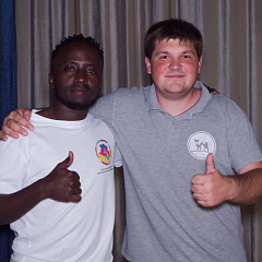 Клубы интернациональной дружбы, объединяйтесь!