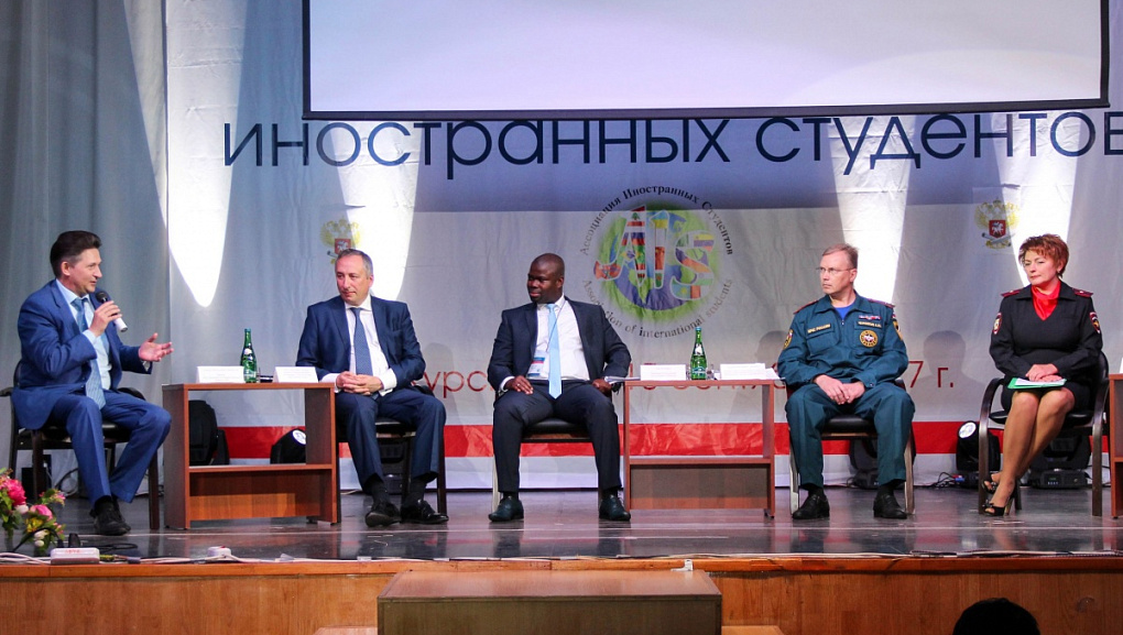 Как иностранным студентам в России живется
