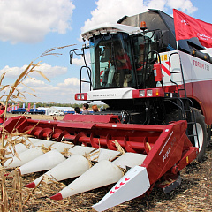 Students of the Faculty of Agrochemistry took part in the field agrotechnological conference