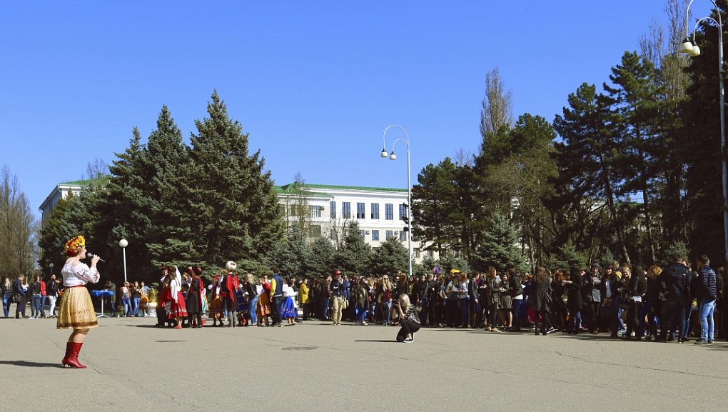 Maslenitsa in a big way celebrated in the Kuban state agrarian University