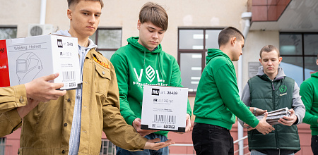 Всё для фронта, всё для победы!