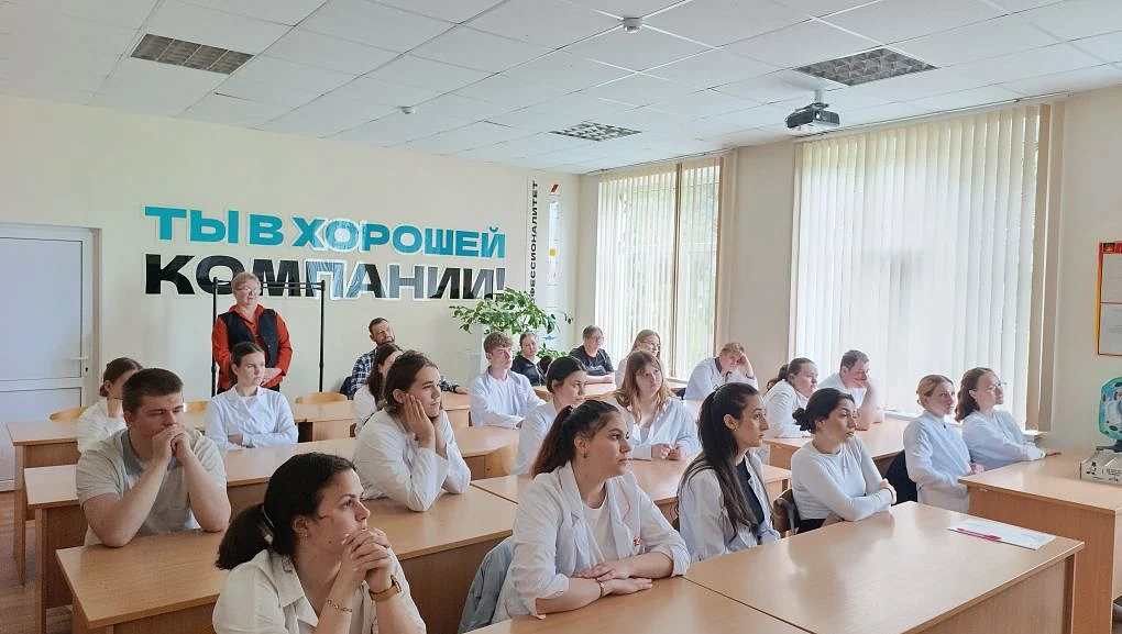 Практика рядом с профессией
